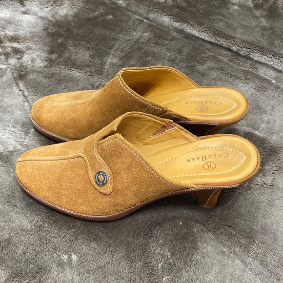 Cole Haan Shoes - COLE HAAN Devan Mules Slip On Heels Amber Suede Shoes Womens Size 8 EUC